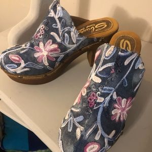 Floral Clog Heels